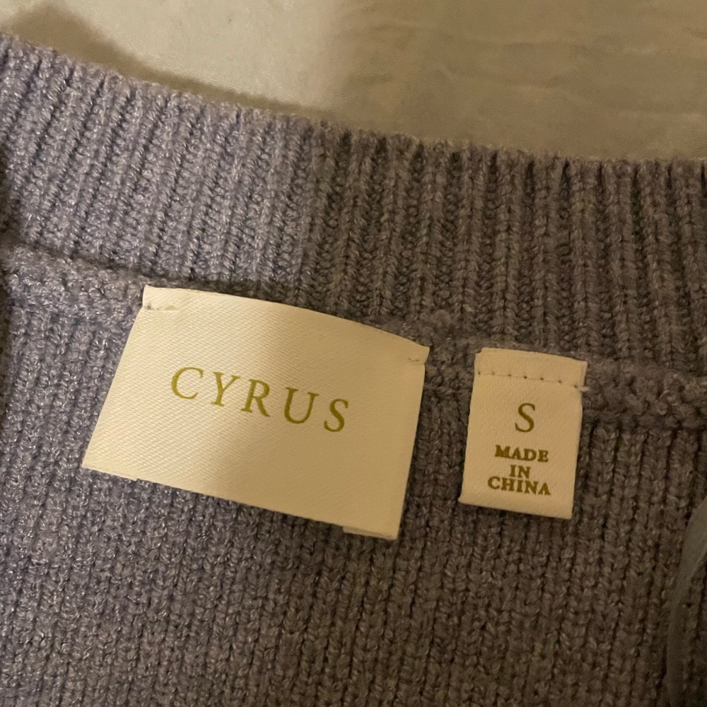 Cyrus gray/purple cable knit vest - Picture 6 of 6